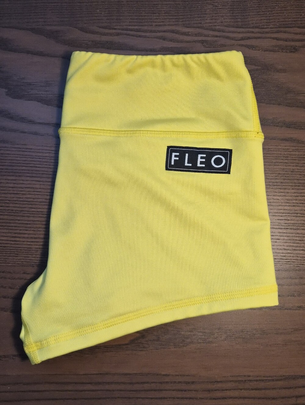 FLEO Mid-Rise Shorts with Front Seam - Neon Yellow